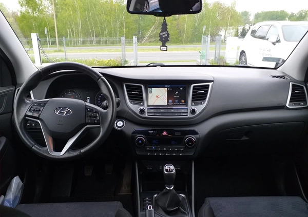 Hyundai Tucson cena 76900 przebieg: 151300, rok produkcji 2018 z Łęczyca małe 137